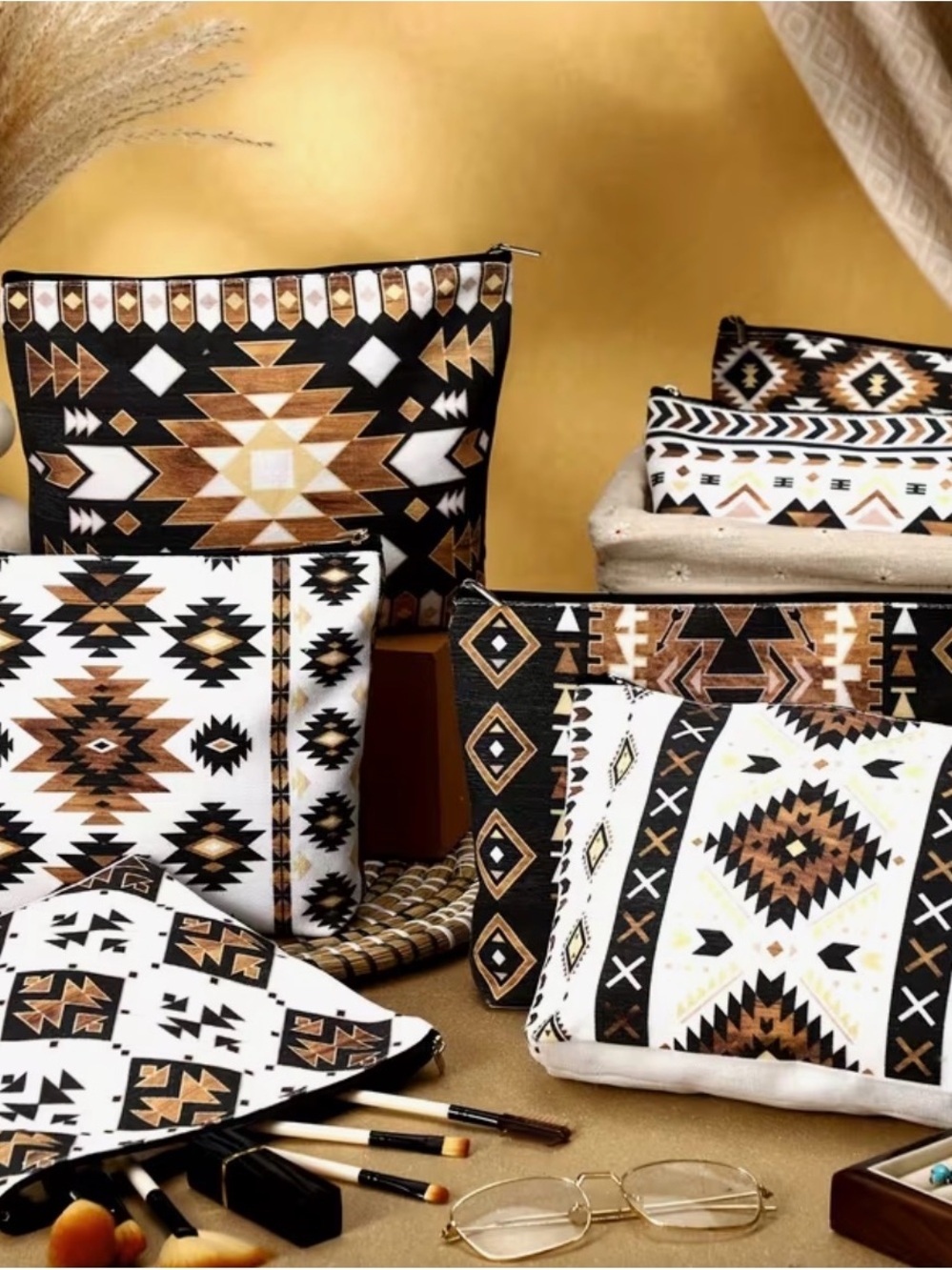 Aztec Cosmetic Pouch (Random) - Picture 2 of 5